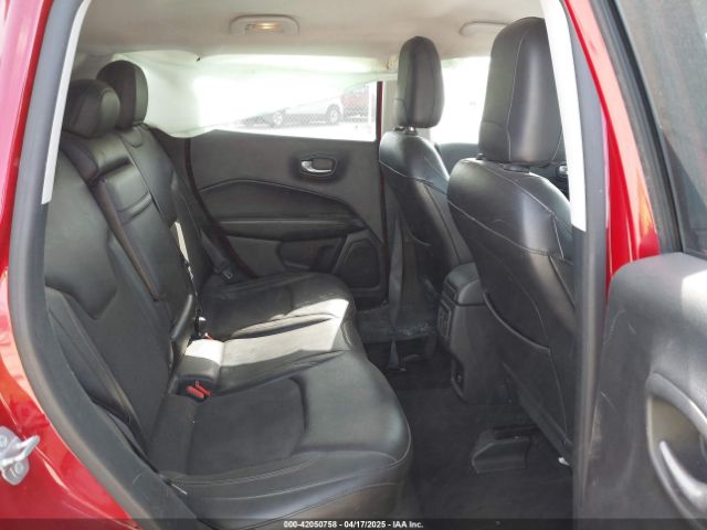 3C4NJCBBXJT240888 Jeep Compass Latitude Fwd