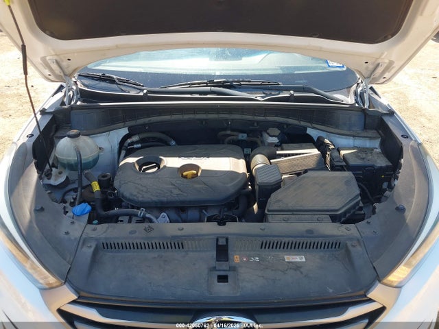 KM8J33A49JU714004 Hyundai TUCSON SEL