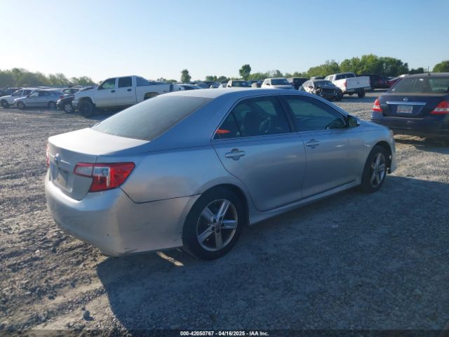4T1BF1FK9EU452840 Toyota CAMRY SE