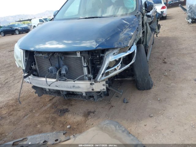 5N1AR2MN4EC630794 Nissan Pathfinder S