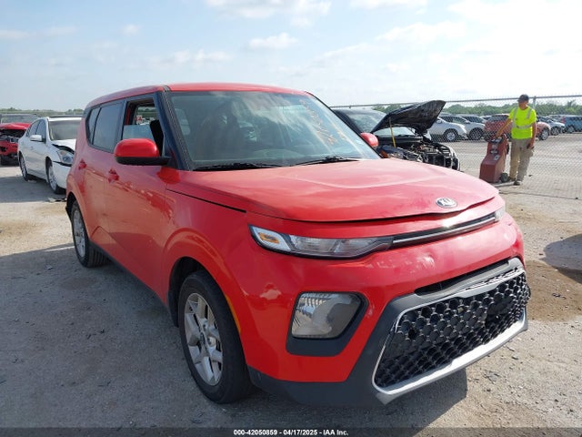 KNDJ23AU6M7124255 KIA SOUL S