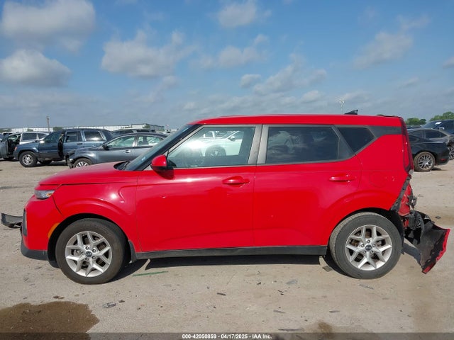 KNDJ23AU6M7124255 KIA SOUL S