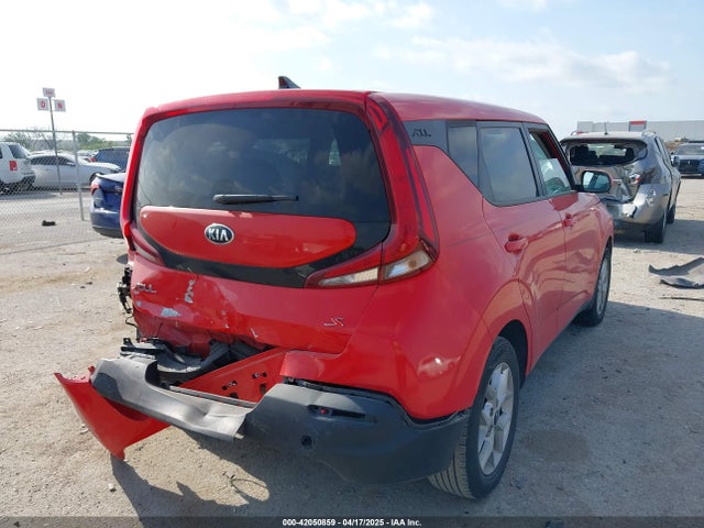 KNDJ23AU6M7124255 KIA SOUL S