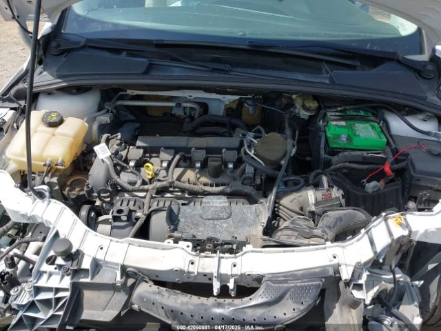 1FADP3N28GL222941 Ford Focus Titanium