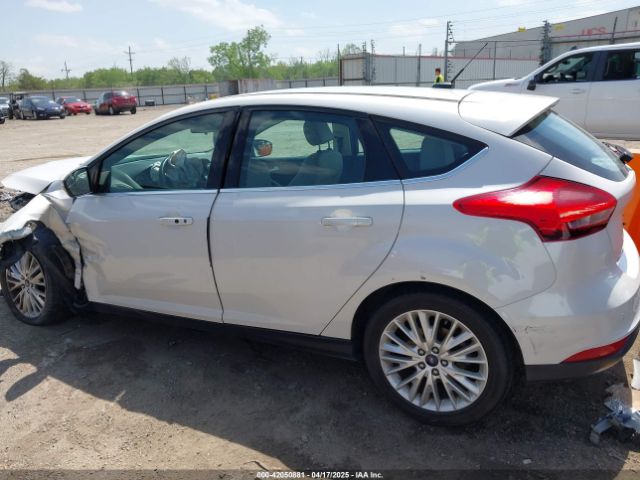 1FADP3N28GL222941 Ford Focus Titanium