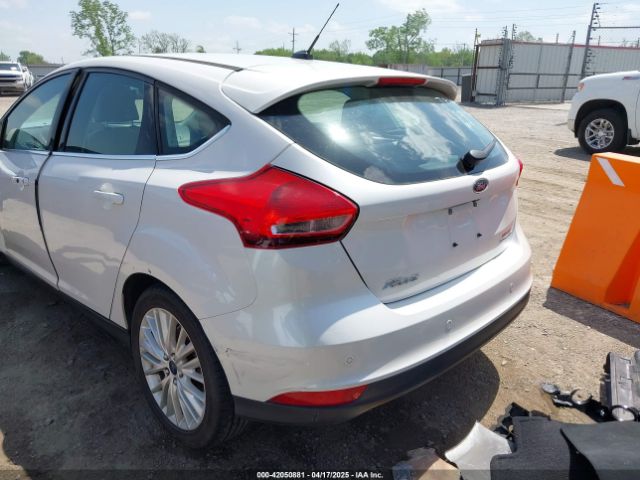 1FADP3N28GL222941 Ford Focus Titanium