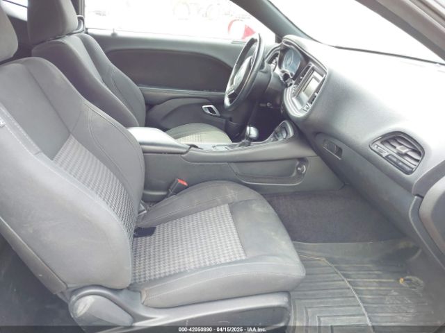 2C3CDZAG3GH345826 Dodge Challenger Sxt