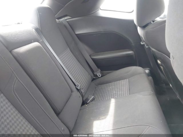 2C3CDZAG3GH345826 Dodge Challenger Sxt