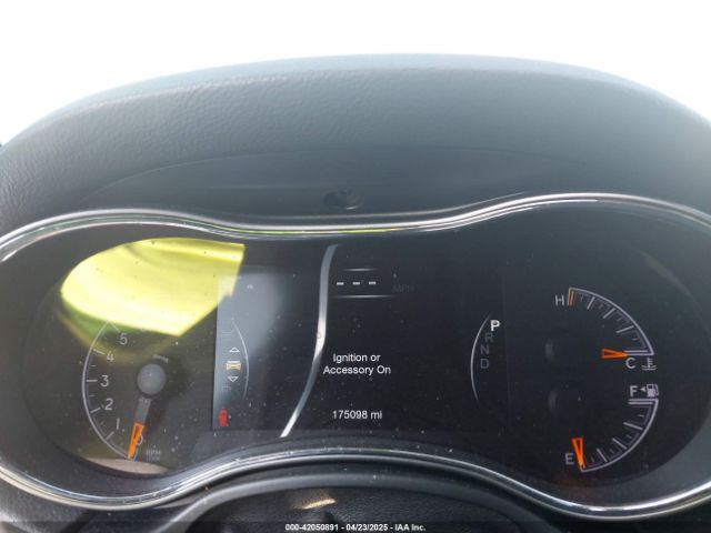 1C4RJEBG1KC603570 Jeep Grand Cherokee Limited 4x2