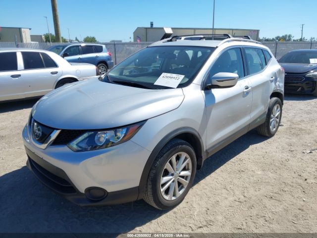 JN1BJ1CR1JW253853 Nissan Rogue Sport Sv