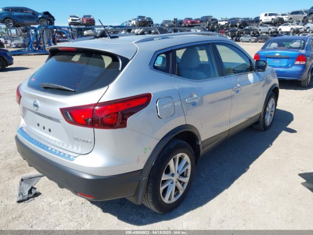 JN1BJ1CR1JW253853 Nissan Rogue Sport Sv