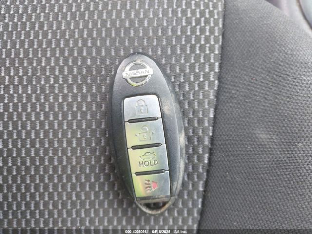 3N1CN7AP6EL852868 Nissan Versa 1.6 Sl