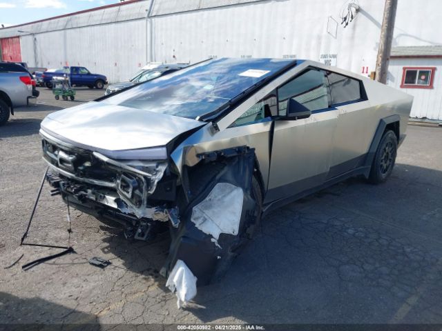 7G2CEHEE7RA012835 Tesla 2024