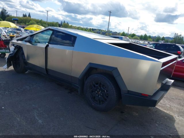7G2CEHEE7RA012835 Tesla 2024