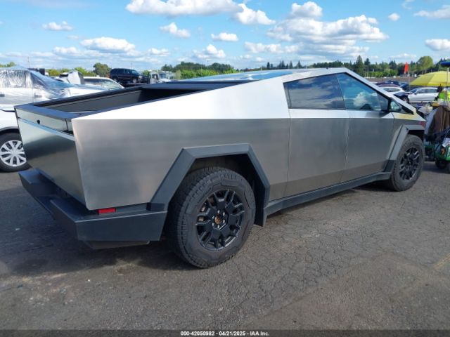 7G2CEHEE7RA012835 Tesla 2024