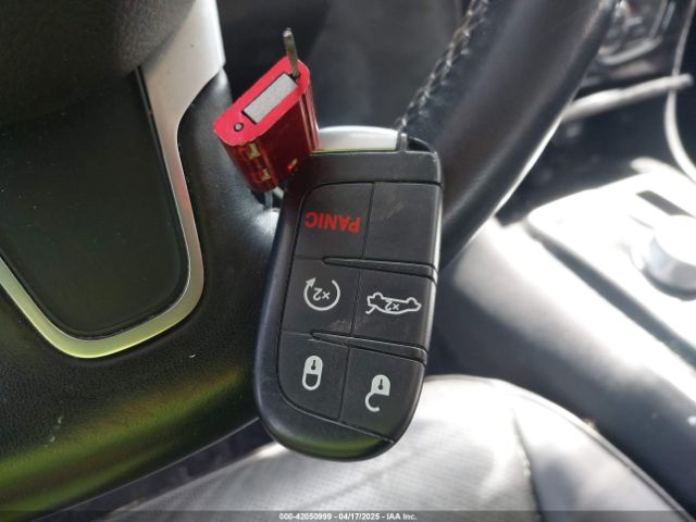2019 CHRYSLER 300 2C3CCAKG3KH586622 Photo 10