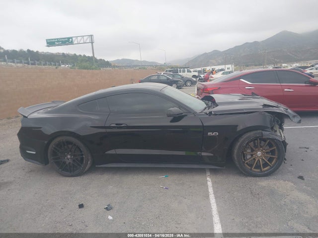 Ford 5.0l 4v premium fuel 2017 1FA6P8CF3H5345094 Image 13