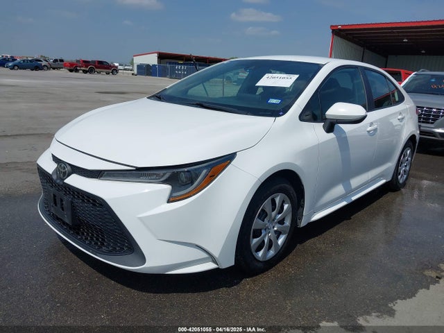 Toyota COROLLA LE 2020 5YFEPRAE8LP107260 Image 2
