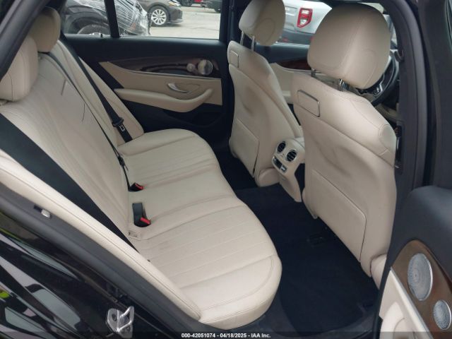 WDDZH6JB2KA583502 Mercedes-Benz E 450 4matic
