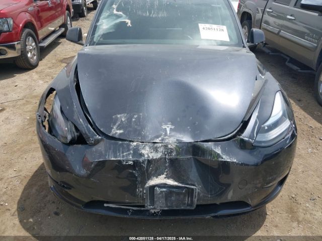 7SAYGAEE9SF304797 Tesla Model Y