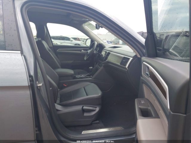 2022 VOLKSWAGEN ATLAS 1V2JR2CA4NC529787 Photo 4
