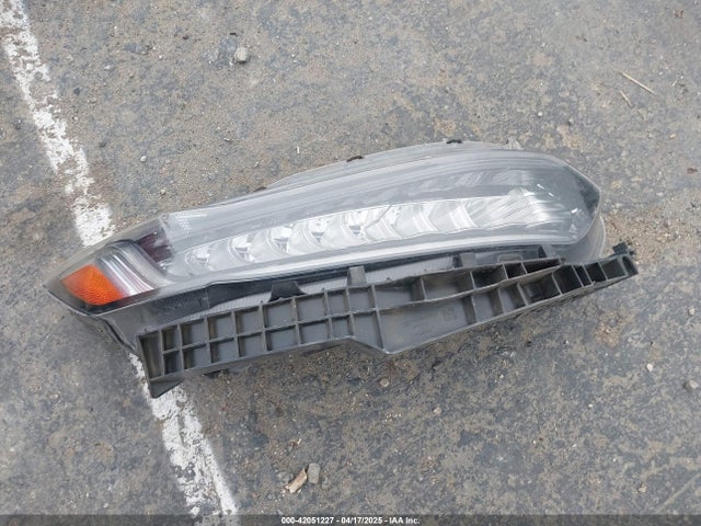 1HGCV1F92JA032925 Honda Accord Touring