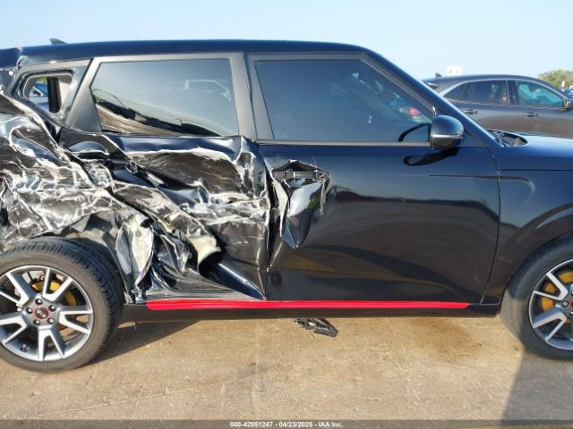 KNDJ63AU9L7033435 KIA Soul Gt-line