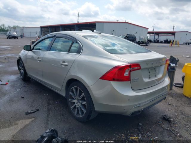 2018 VOLVO S60 INSCRIPTION LYV402HKXJB172494 Photo 2