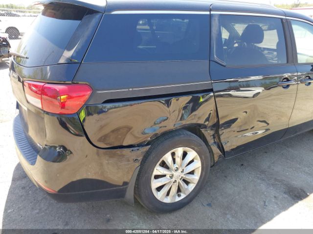 KNDMC5C15G6143818 KIA SEDONA EX