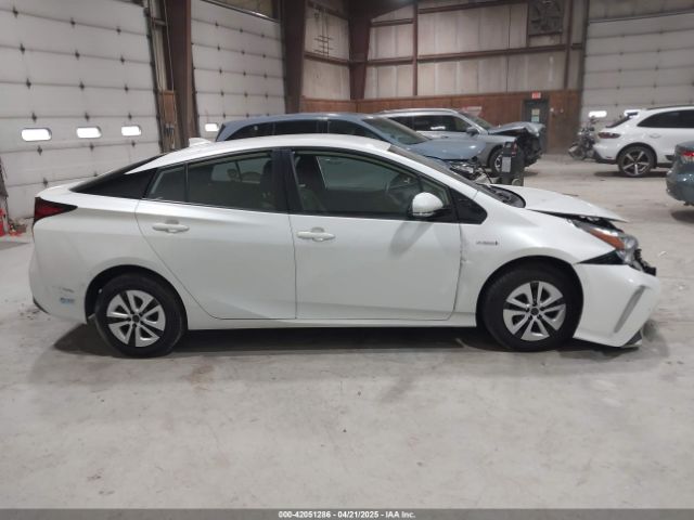 JTDL9RFU2L3016141 Toyota Prius Le Awd-e