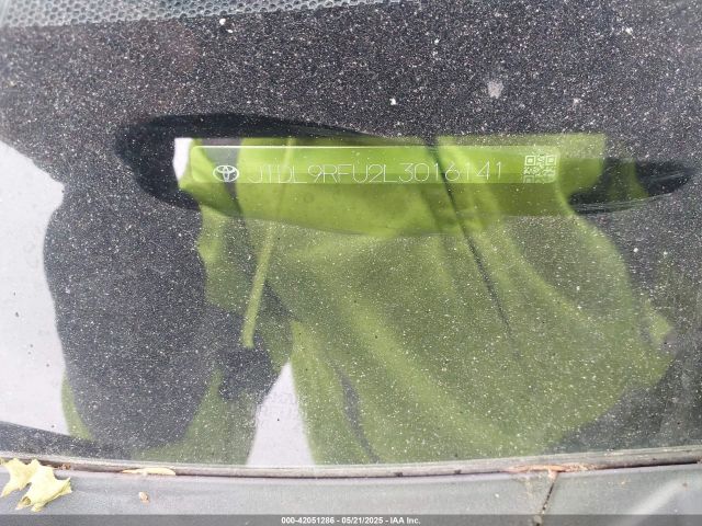 JTDL9RFU2L3016141 Toyota Prius Le Awd-e