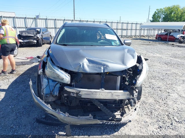 5N1AZ2MG8JN116611 Nissan MURANO SV