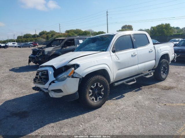 5TFAX5GNXJX122744 Toyota Tacoma Sr
