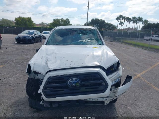 5TFAX5GNXJX122744 Toyota Tacoma Sr