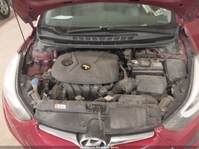 5NPDH4AE8FH633353 Hyundai ELANTRA SE