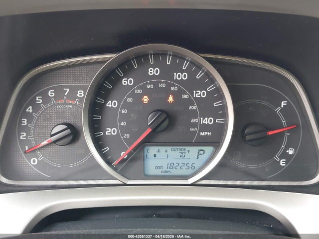 2T3ZFREVXFW177660 Toyota RAV4 LE