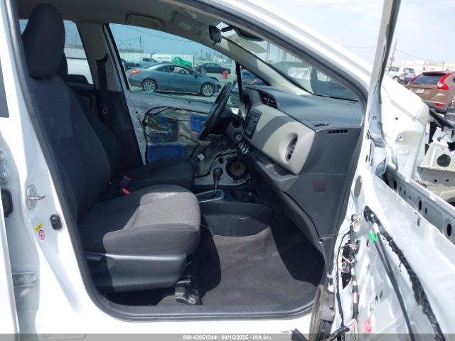 VNKKTUD32HA081883 Toyota YARIS L