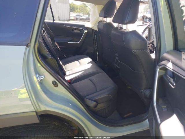 4T3B6RFV7NU090829 Toyota Rav4 Hybrid Xle Premium