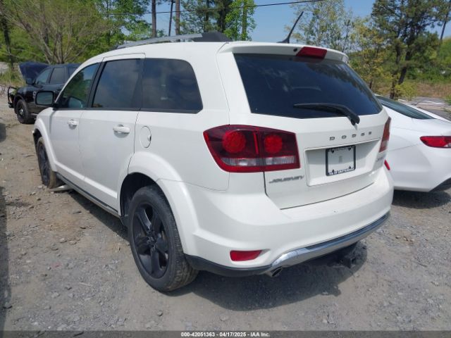 3C4PDCGG6JT305675 Dodge Journey Crossroad