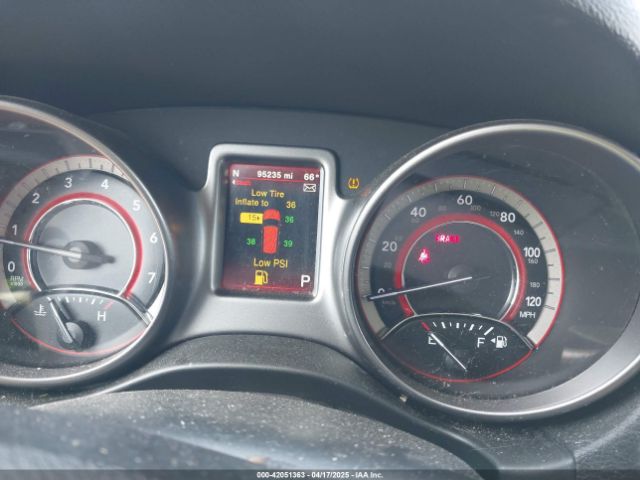 3C4PDCGG6JT305675 Dodge Journey Crossroad