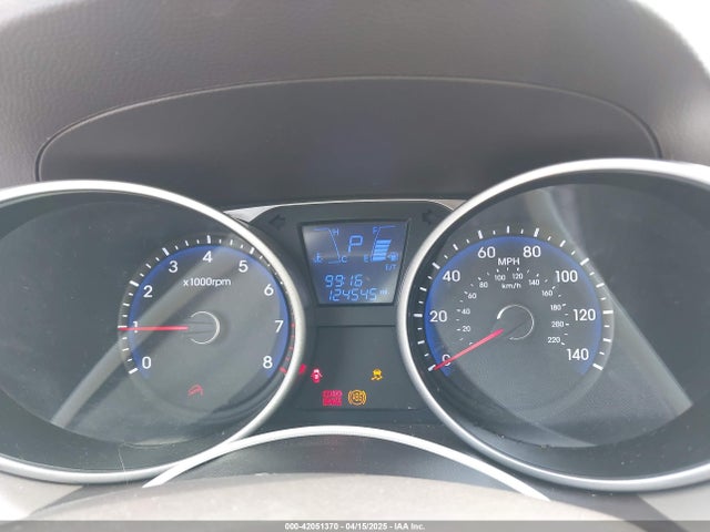 KM8JT3AF8FU042168 Hyundai TUCSON GLS