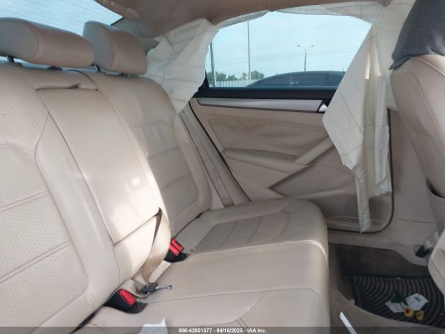 1VWAS7A32FC110746 Volkswagen Passat 1.8t Limited Edition