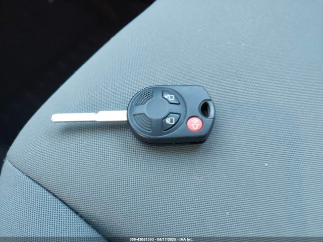 1FMCU9GX6GUB13846 Ford ESCAPE SE