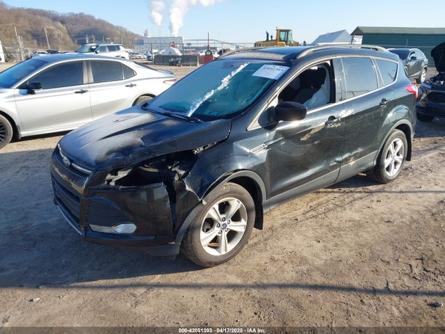 1FMCU9GX6GUB13846 Ford ESCAPE SE