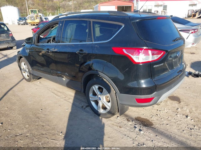 1FMCU9GX6GUB13846 Ford ESCAPE SE