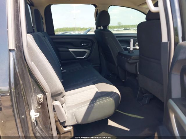 1N6AA1EJ4JN529655 Nissan TITAN SV