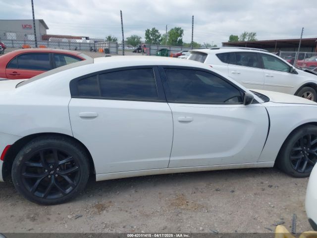 2C3CDXBG6KH670806 Dodge Charger Sxt Rwd