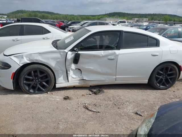 2C3CDXBG6KH670806 Dodge Charger Sxt Rwd