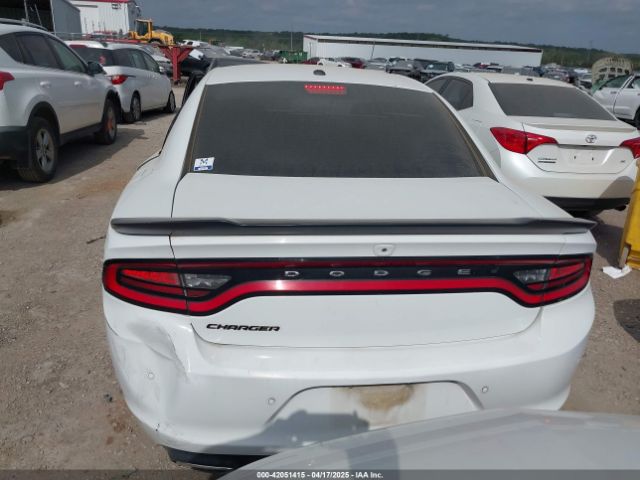 2C3CDXBG6KH670806 Dodge Charger Sxt Rwd