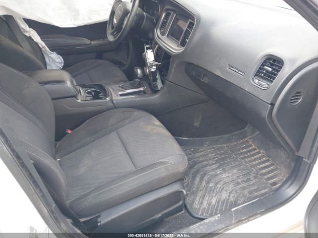 2C3CDXBG6KH670806 Dodge Charger Sxt Rwd
